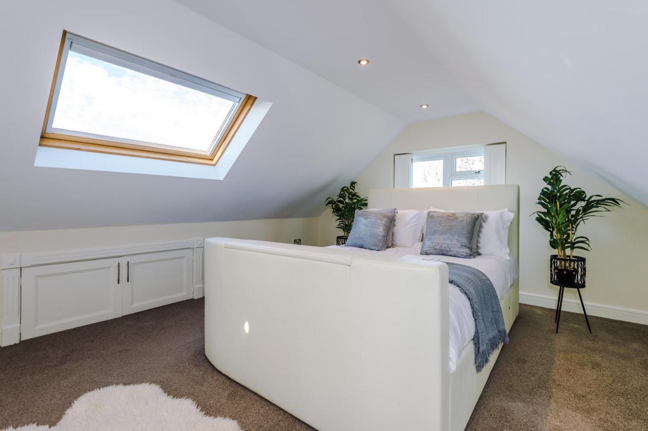 "Woodlands" By Greenstay Serviced Accommodation - Luxury 3 Bed Cottage In North Wales With Stunning Countryside Views & Parking - Close To Glan Clwyd Hospital - The Perfect Choice For Contractors, Business Travellers, Families And Groups Bodelwyddan Eksteriør bilde